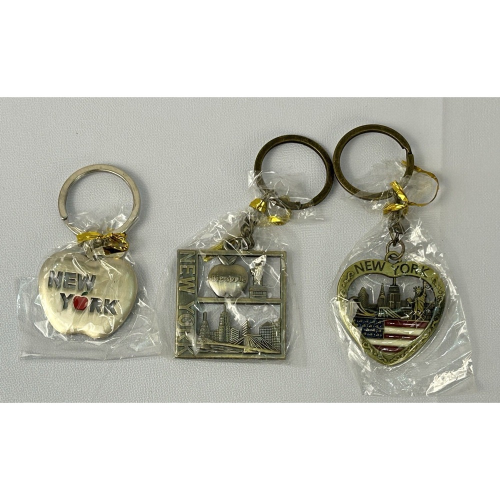 Vintage New York‎ Souvenir Keychains Lot 3 Apple Heart Skyline Statue Liberty